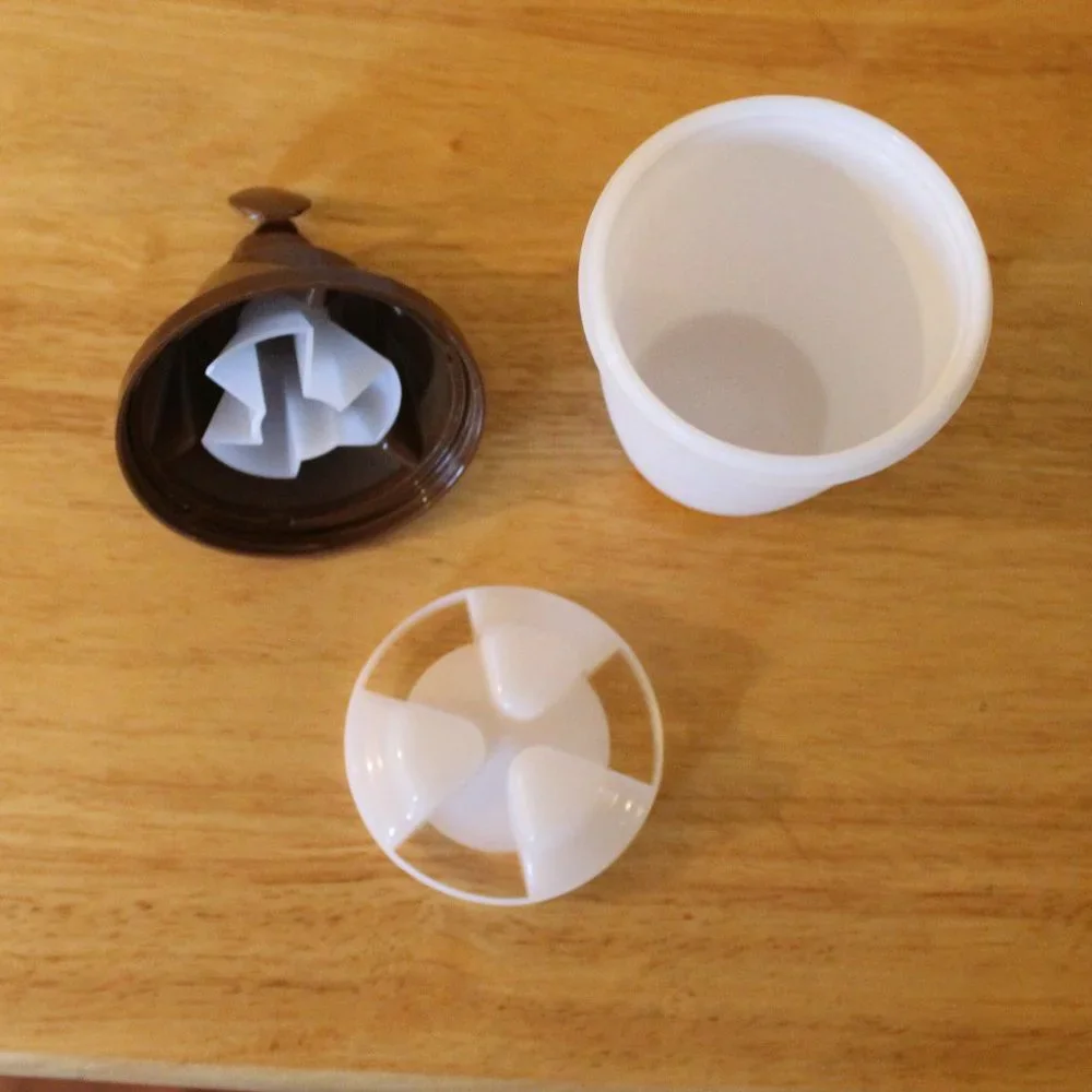 Vintage Tupperware Shaker/Blender Brown top white bottom